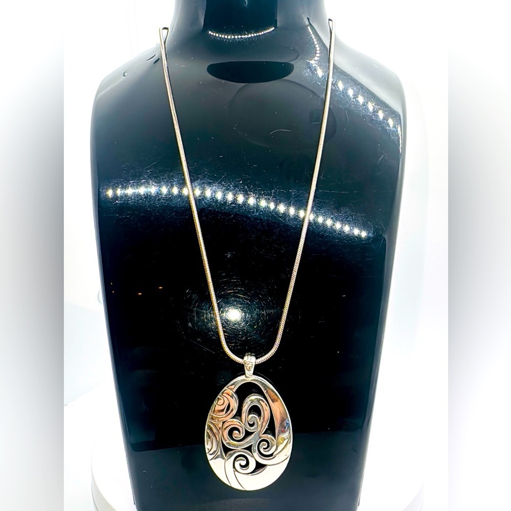 Brighton swirls drop necklace​​